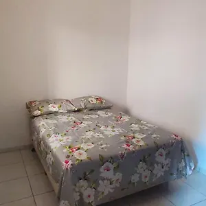  Quarto em Acomodações Particulares Sugoi - Ao Lado Do Aeroporto De Congonhas